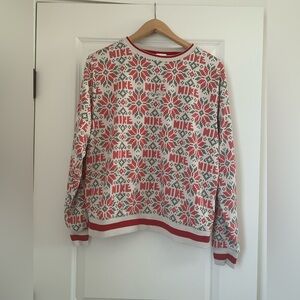 NIKE Christmas Sweatshirt - S